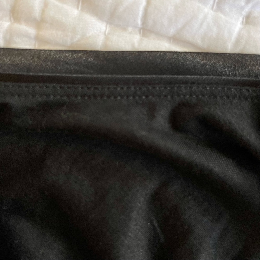 Banana Republic Classic Black Short Sleeved Tee Top, size S - Picture 7 of 9